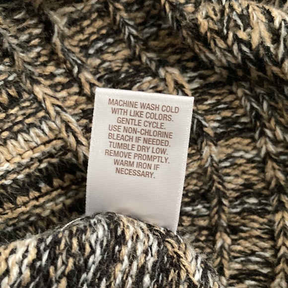 ROZ&ALI sweater - Picture 7 of 7